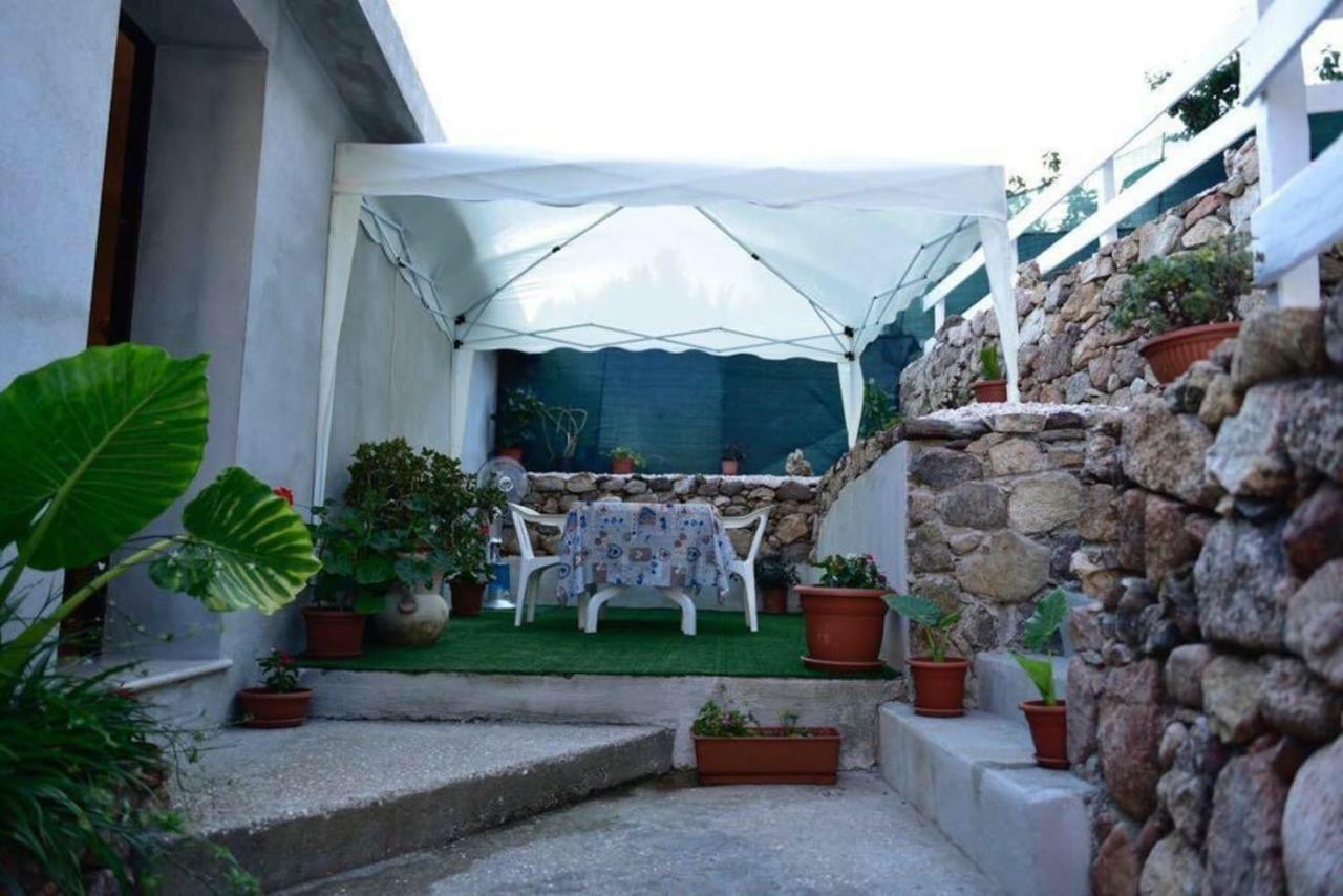 Su Cuccureddu Onifai Apartamento Exterior foto
